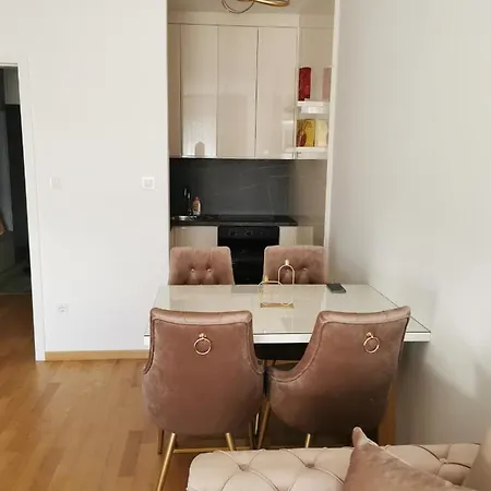 Alex Lux Apartamento Banja Luka